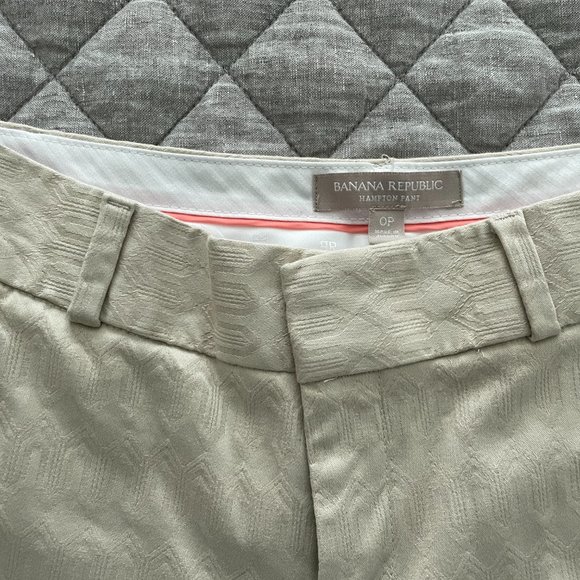 Banana Republic Hampton Fit Ivory Patterned Cropped/Ankle Pant, Size 0P - Picture 4 of 5